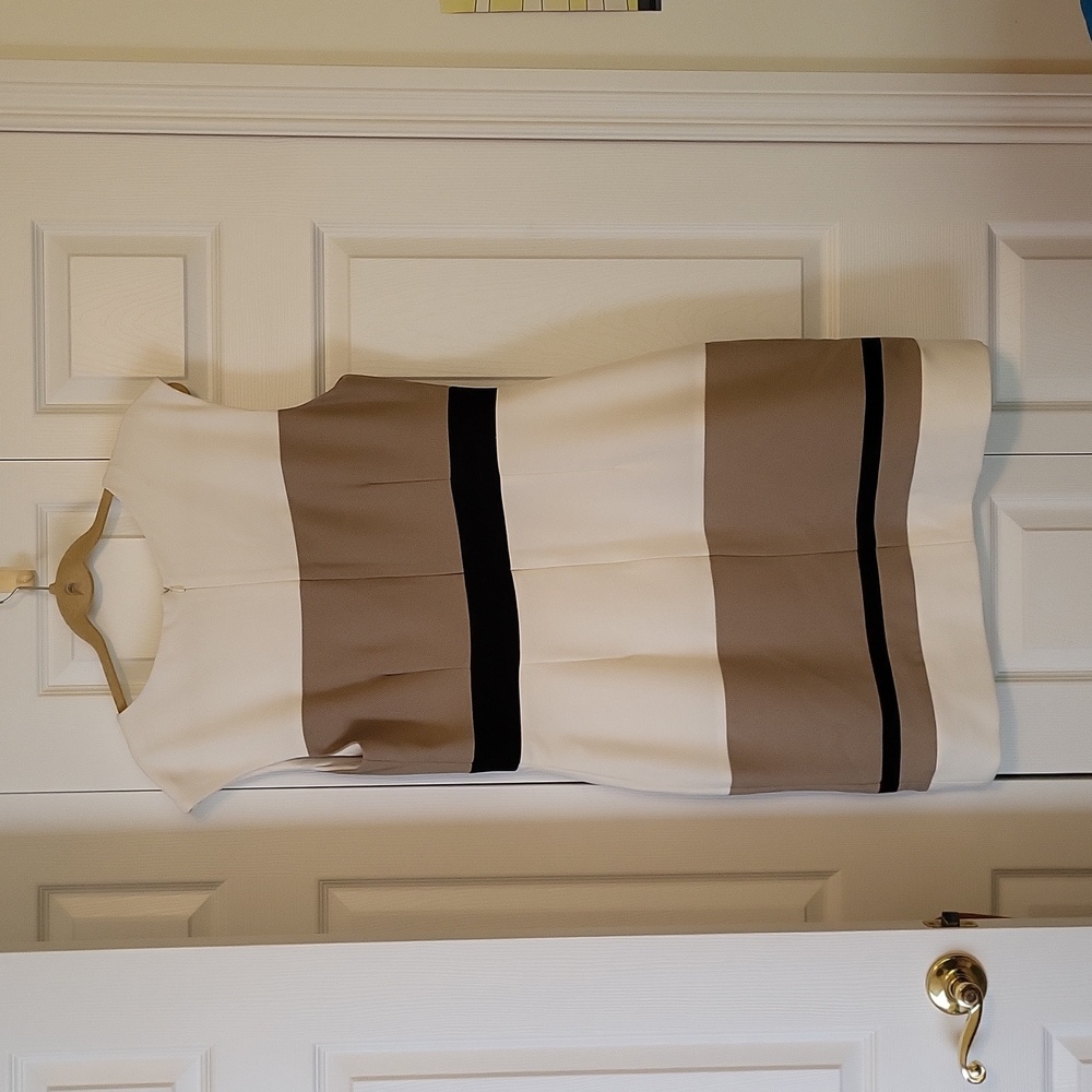 Studio One Color Block Dress - Picture 4 of 6